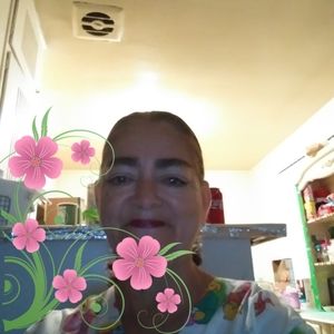 Meet your Posher, Debbie